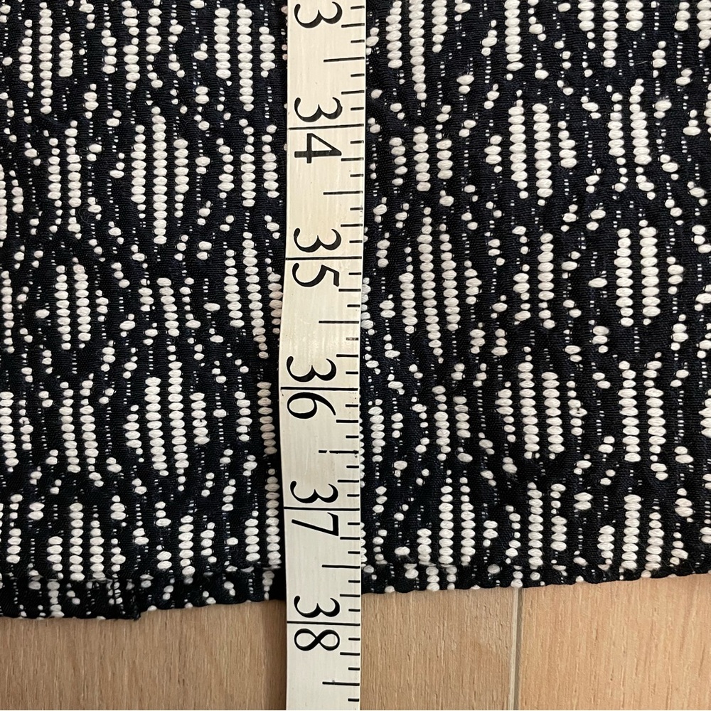 JUDITH & CHARLES Black and White Patterned V-neck Dress - Picture 8 of 8